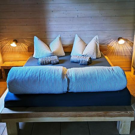 Ferienwohnung Bluetenzauber In Idyllischer Lage Naehe Bodensee Hilzingen Dış mekan fotoğraf