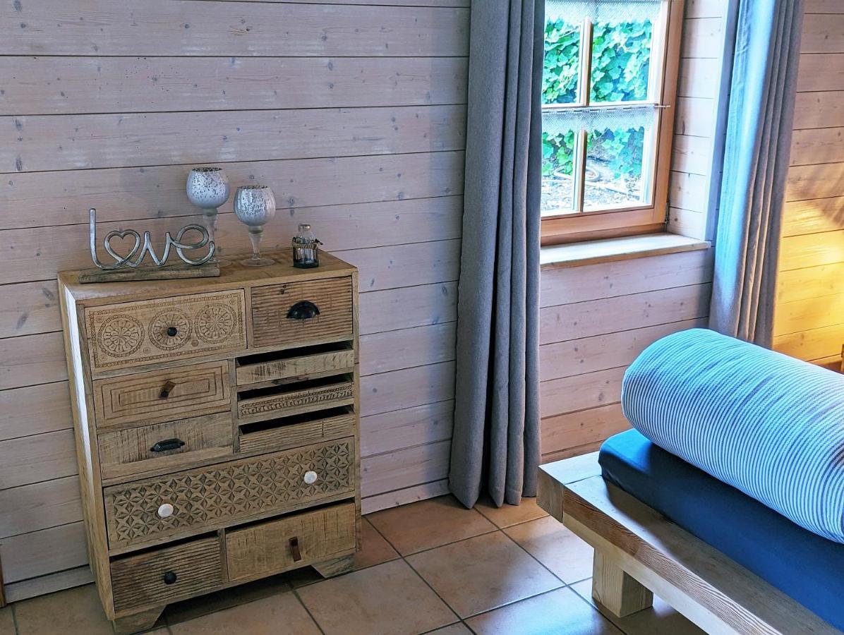 Ferienwohnung Bluetenzauber In Idyllischer Lage Naehe Bodensee Hilzingen Dış mekan fotoğraf